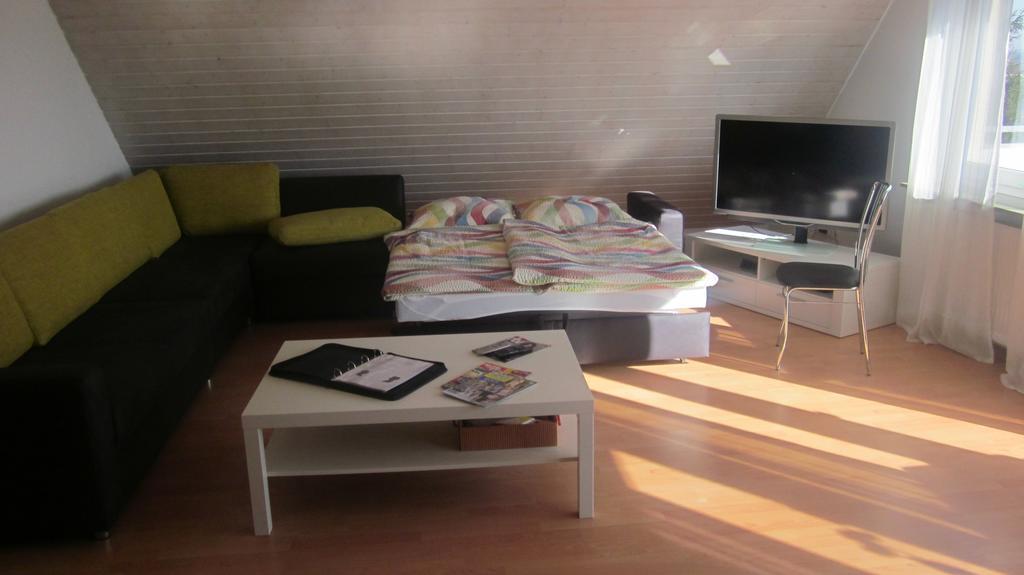 Komfort Apartment 1 Dg Juergen Kunzi Filderstadt Exterior foto
